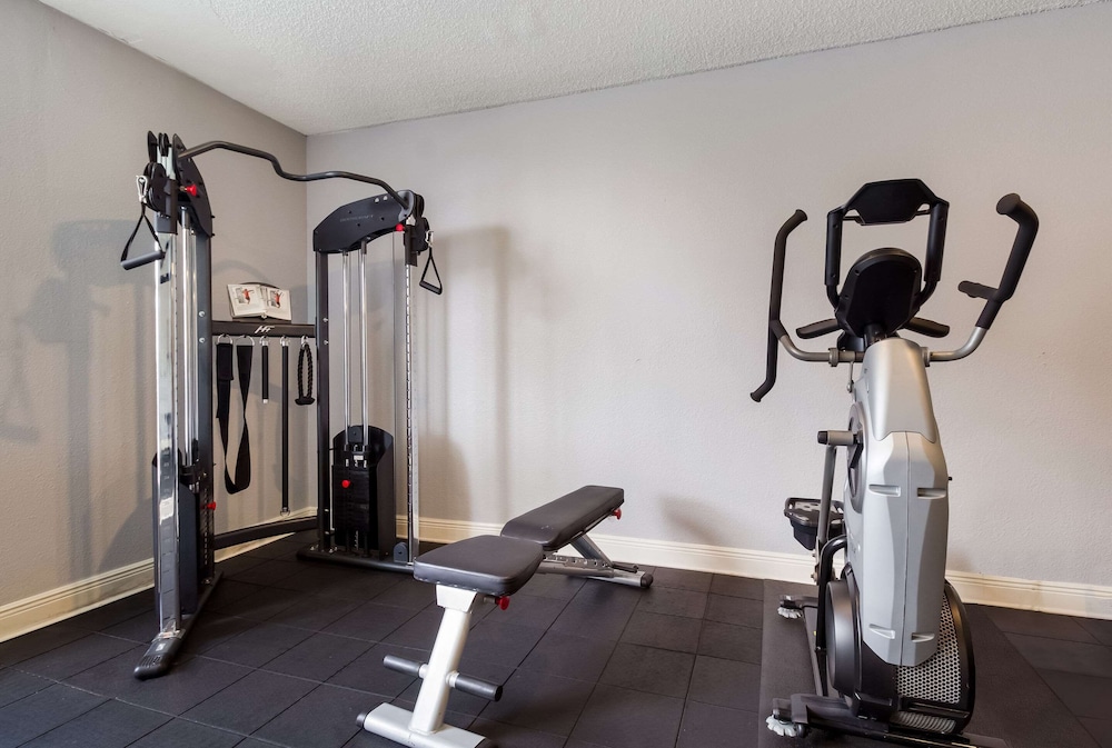 Quality Inn Houston East I 10 - photo 19