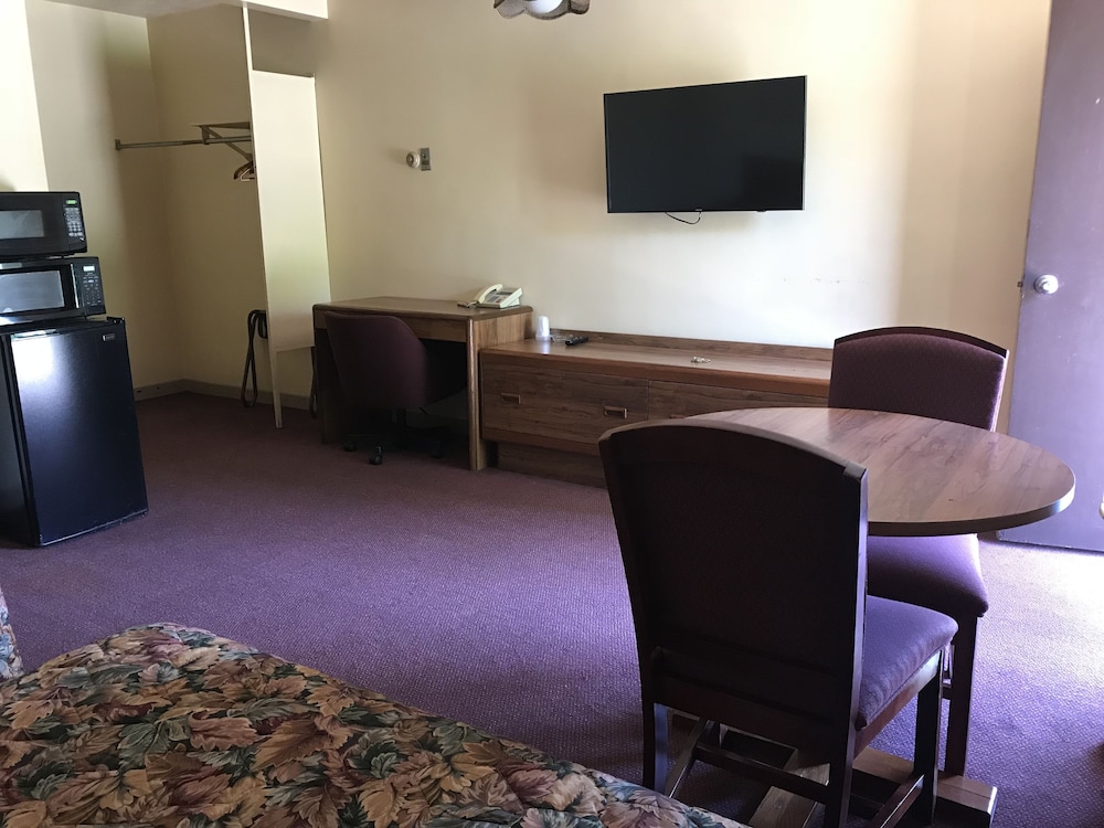 Allenwood Motel - photo 14