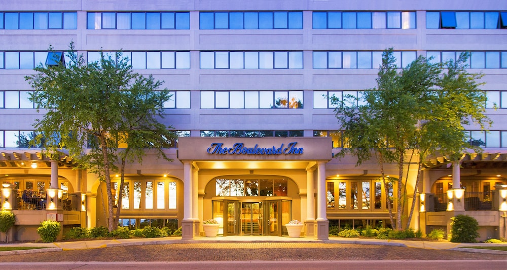The Boulevard Inn & Bistro — hotel in Saint Joseph