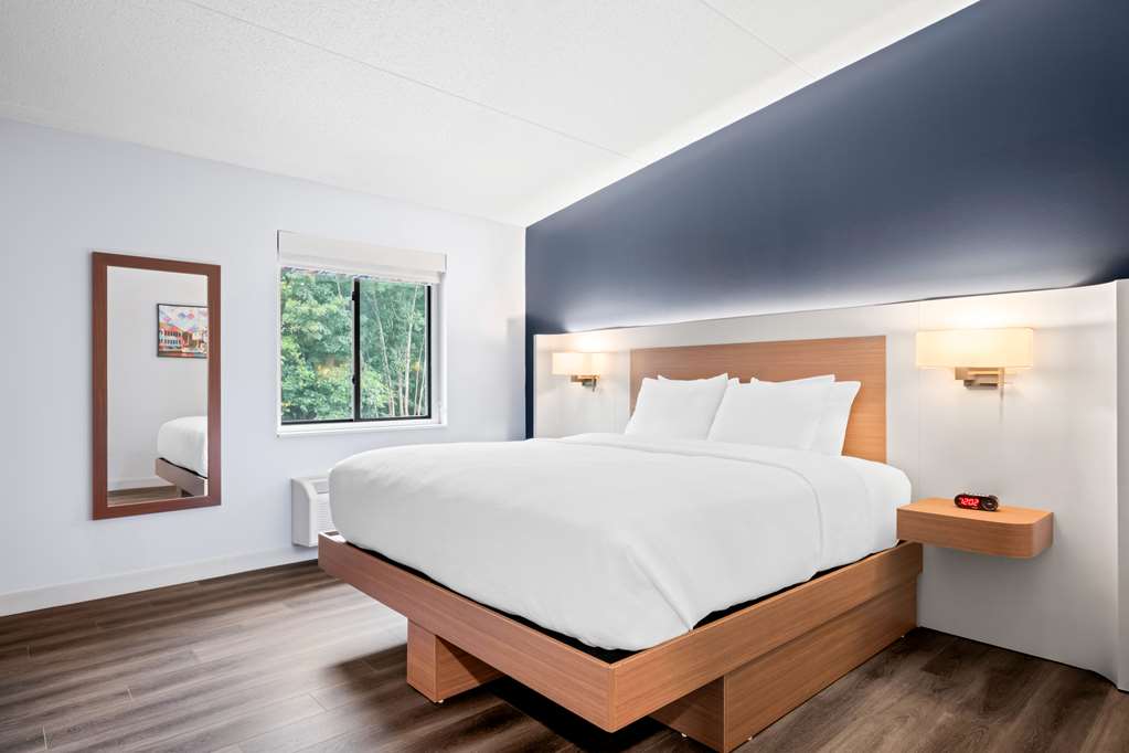 Niantic Motel - photo 27