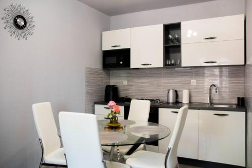 Apartment Bruna Balcony & Free Parking near Split — Solin — photo 4