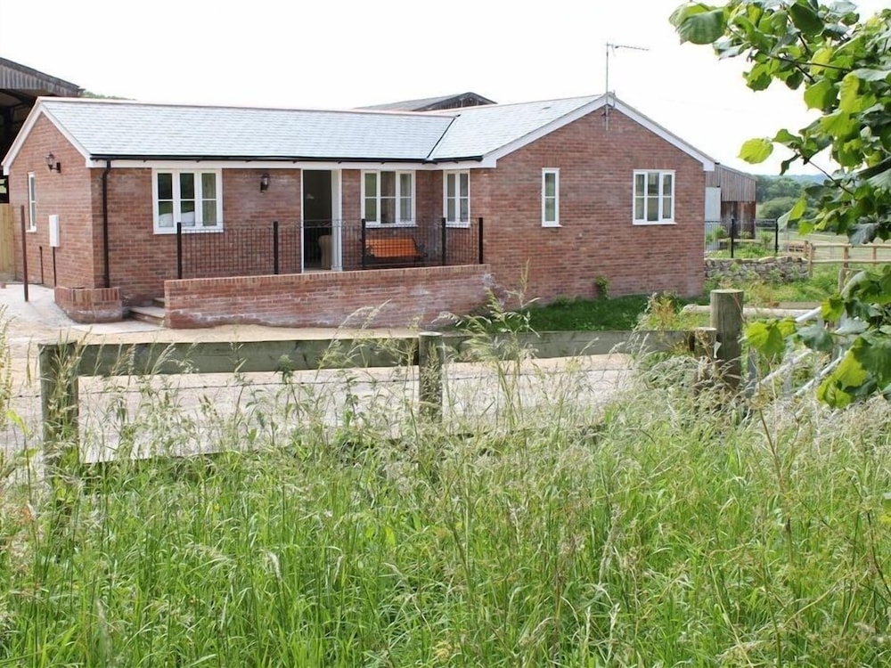The Tractor Shed - last minute hotel in Salisbury