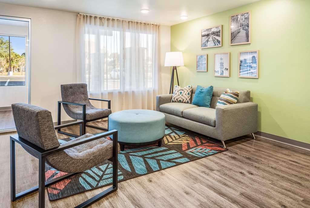 Extended Stay America Select Suites Orlando Kissimmee - photo 4