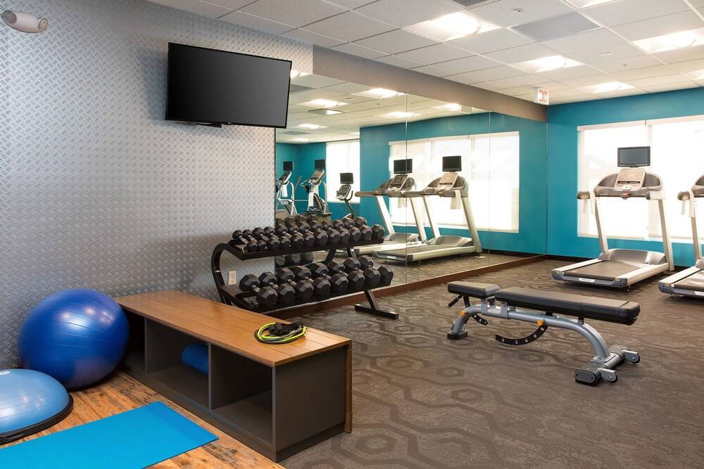 Fairfield Inn & Suites by Marriott Sacramento Folsom - photo 17