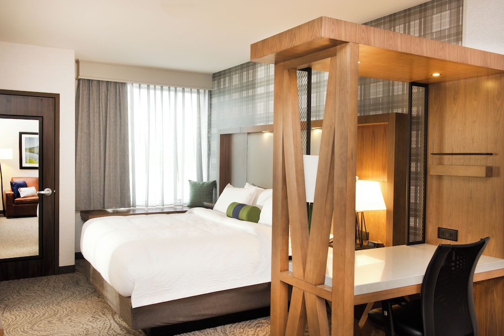 SpringHill Suites by Marriott Bend - photo 10