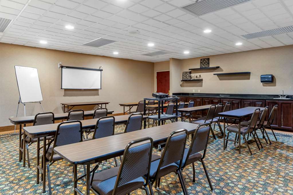 Comfort Inn & Suites Asheboro East - photo 30