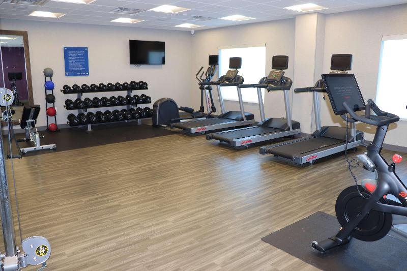 Hampton Inn McMinnville - photo 10