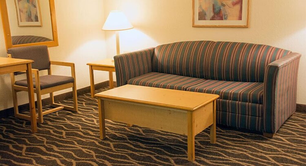 Boarders Inn & Suites by Cobblestone Hotels Wautoma - photo 5