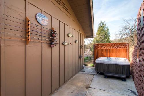 The Fishermen's Oasis - photo 17