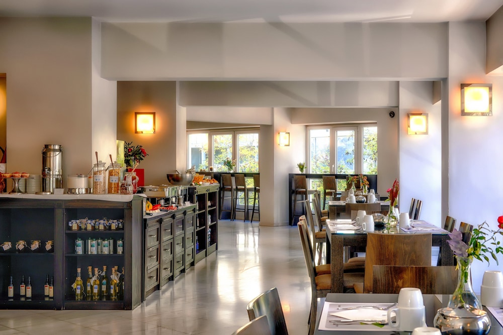 מזון ומשקאות