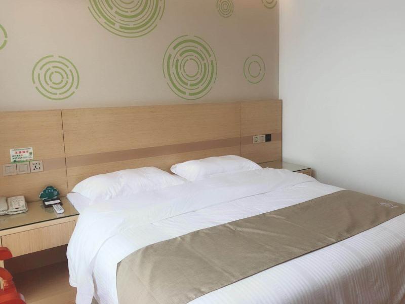 GreeTree Inn Huainan Jinjialing Road Oriental General Hospital in Huainan, People's Republic of China