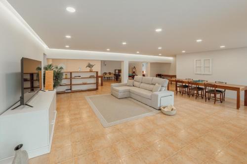 Feira Hello - carbon neutral hotel in Feira