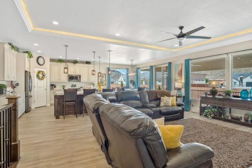 Pickleball Palace Near Sand Hollow in Hurricane, United States