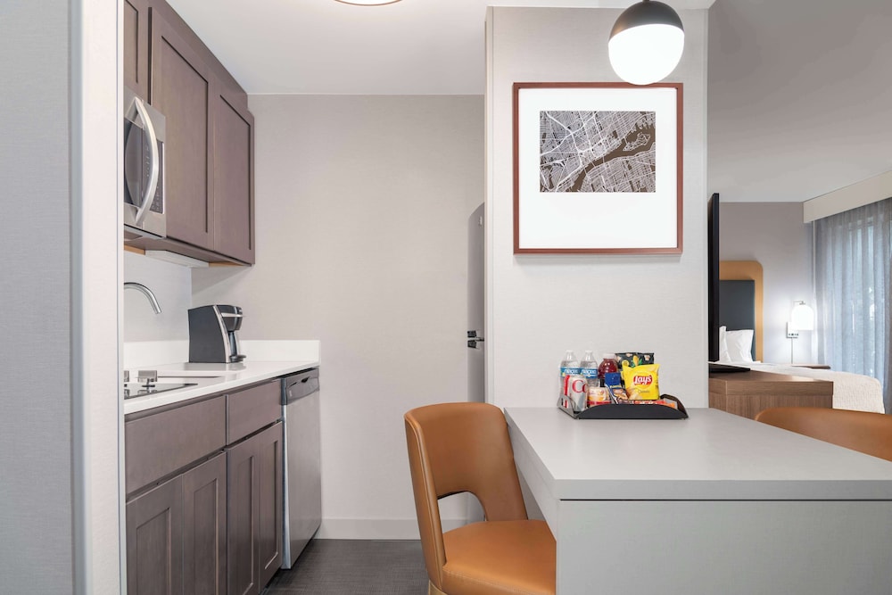 Homewood Suites by Hilton Detroit Troy - photo 19
