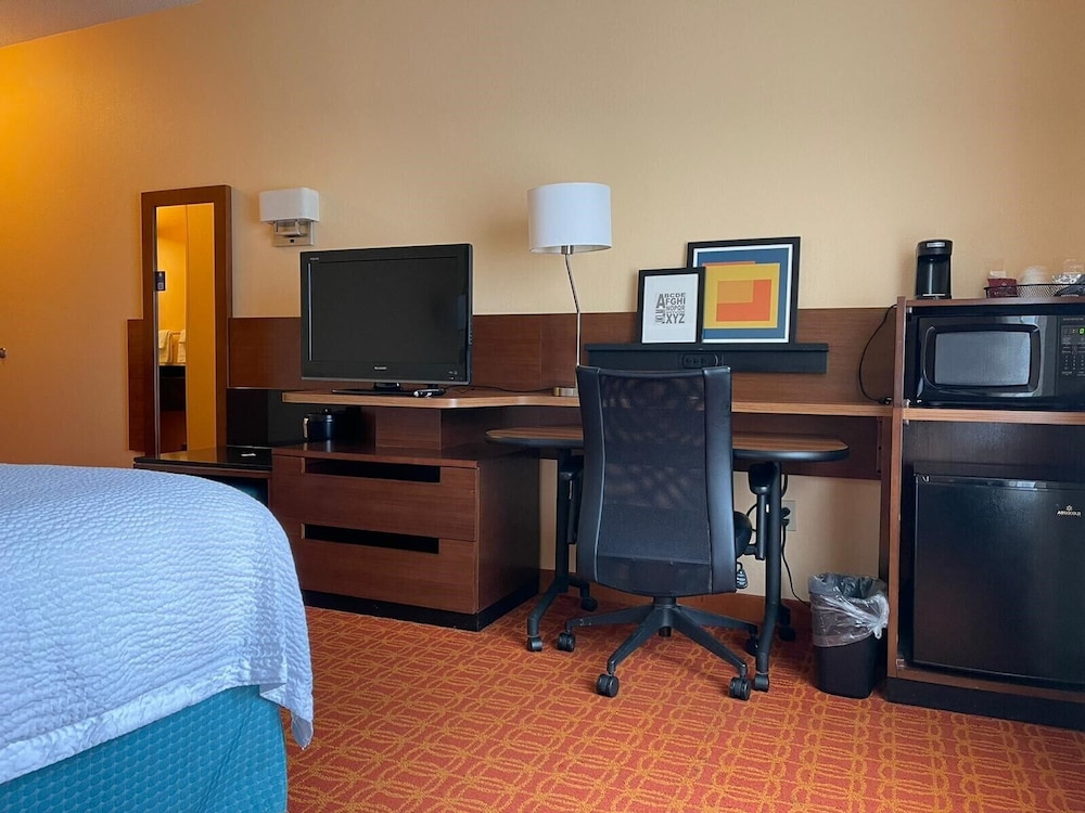 Baymont by Wyndham Chambersburg - photo 16