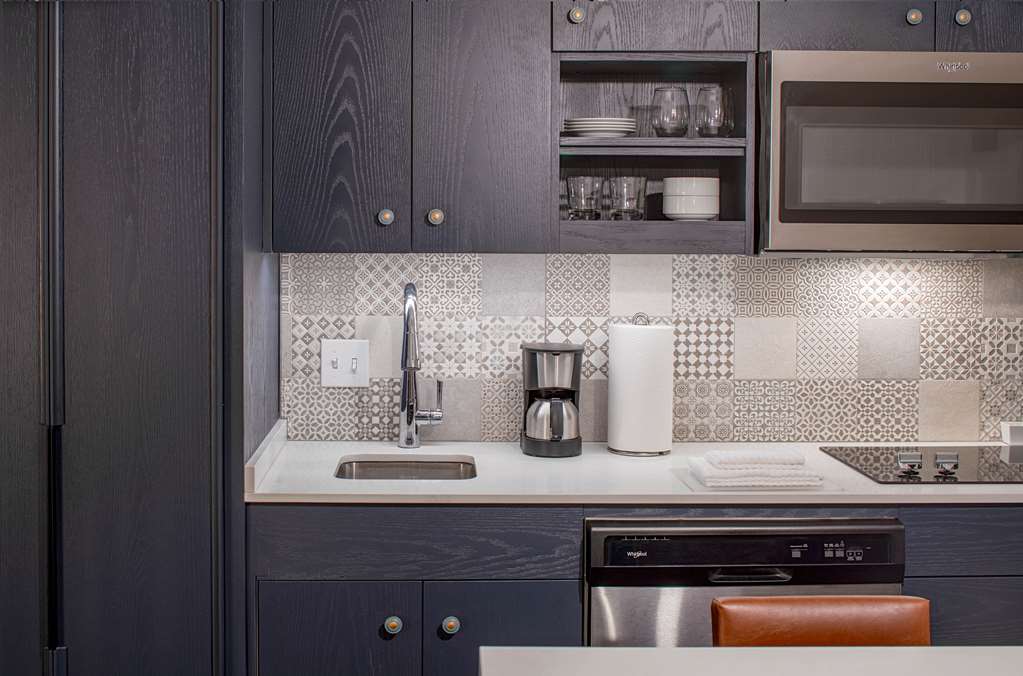 Hyatt House Tampa Downtown - photo 39