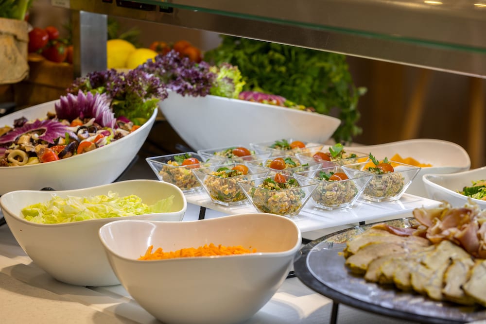 מזון ומשקאות