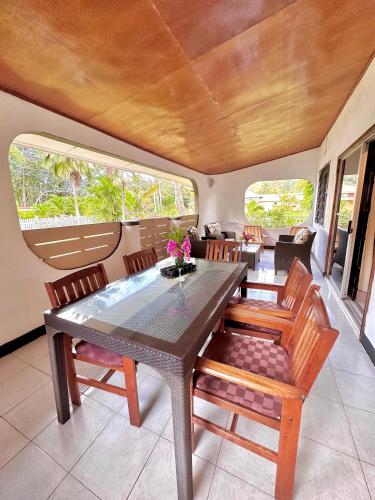 88 Days Self Catering Holidays & Accomodation — Anse Boileau — photo 5