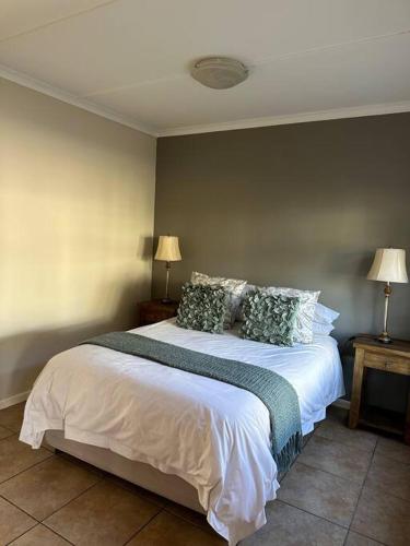 El Dorado 78 — 4-Star Luxury Hotel in Oudtshoorn, South Africa