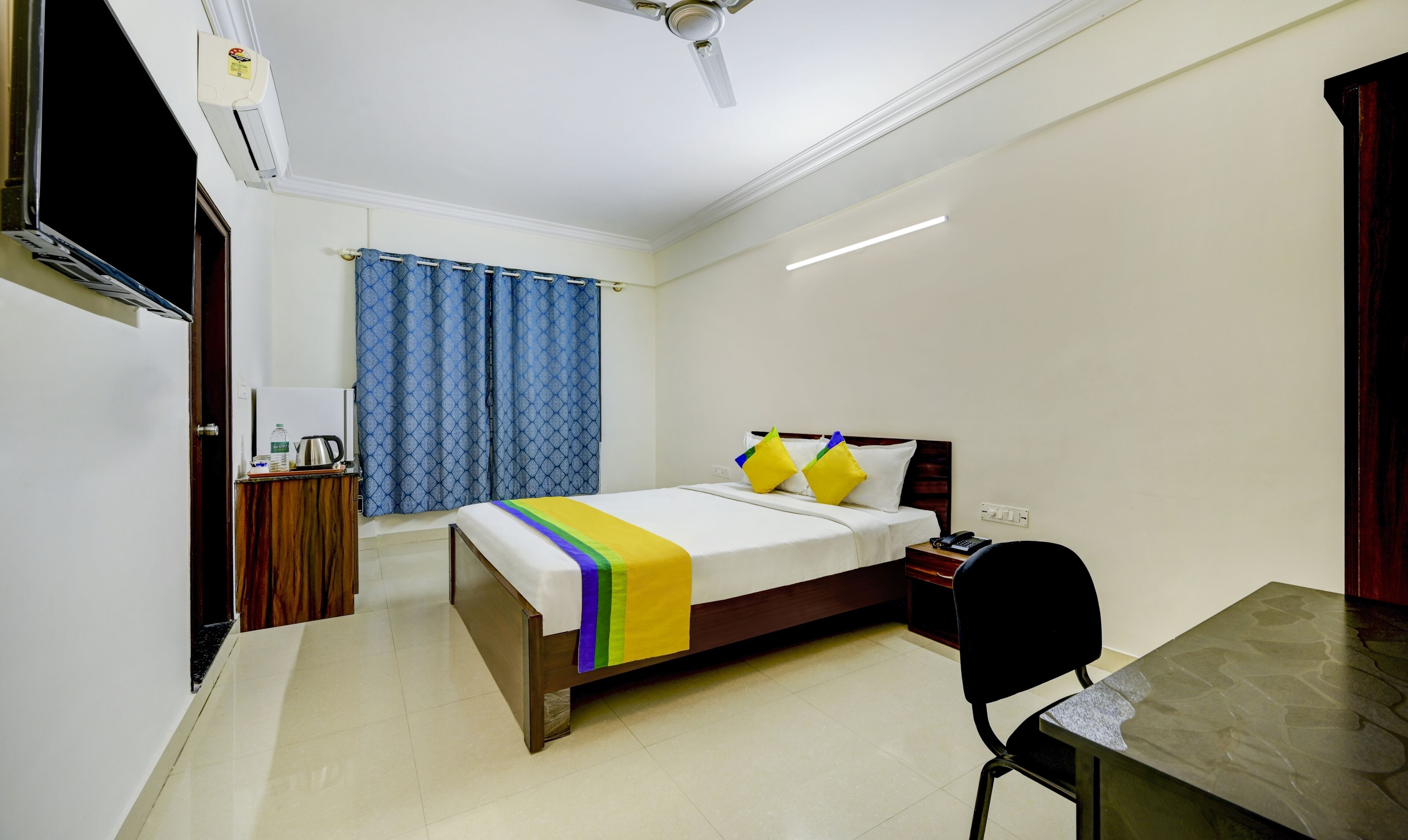 Via Emirates Inn - last minute hotel in Bengaluru