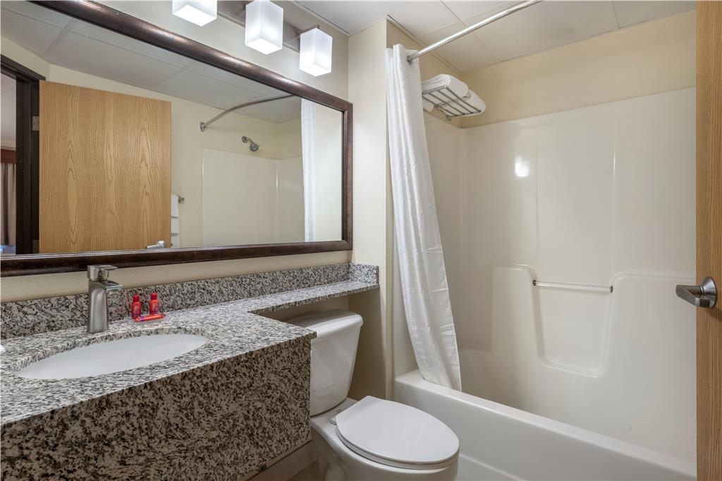 SureStay Plus Hotel by Best Western Litchfield - photo 33