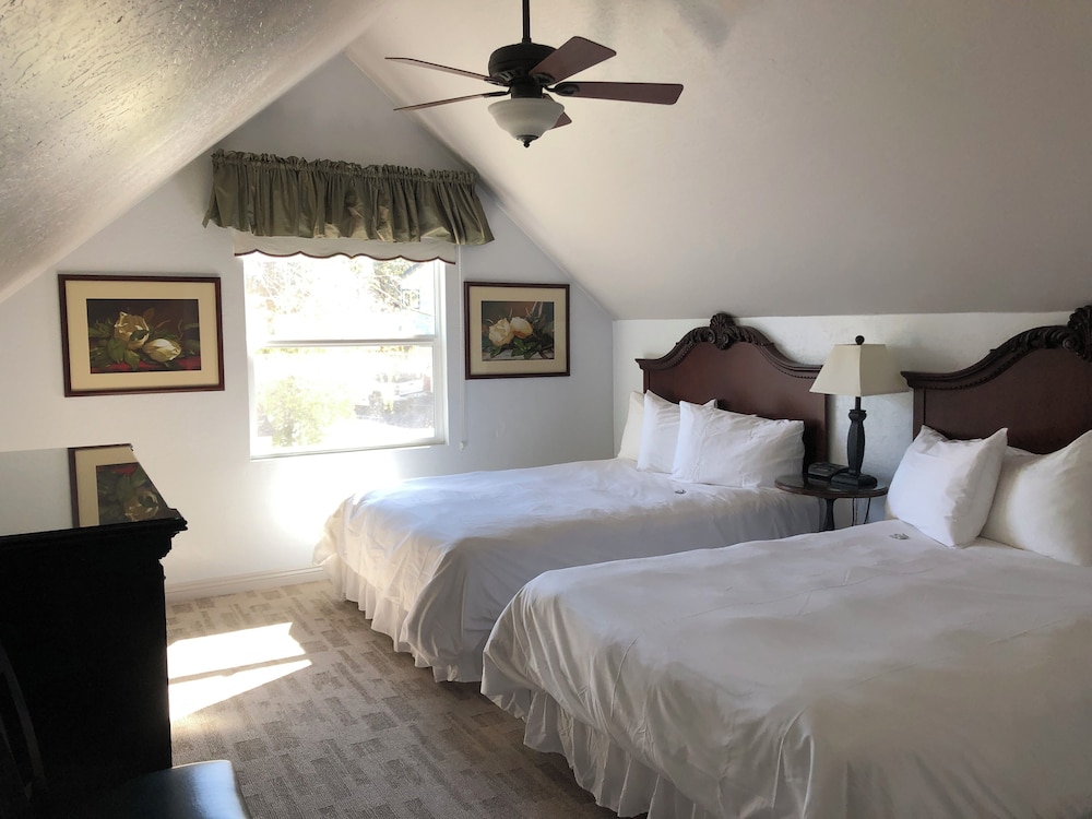 Bay Meadows Resort - photo 23