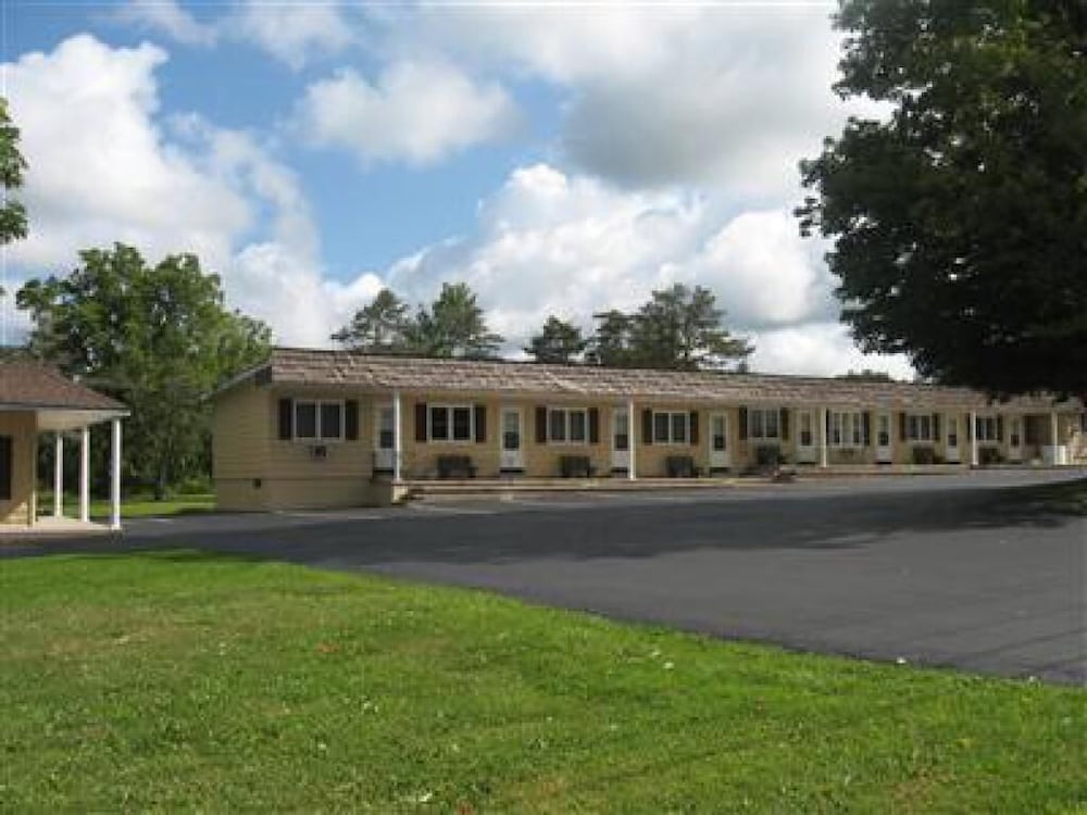 All Seasons Inn Corp - photo 19