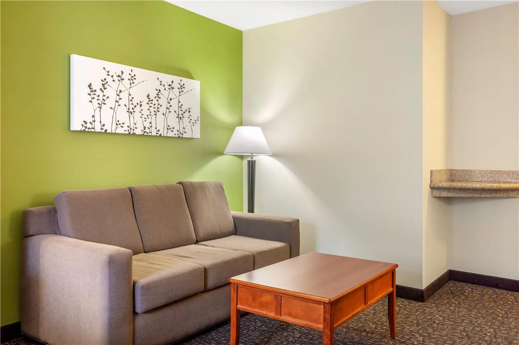 Sleep Inn & Suites Milwaukee Airport - photo 26