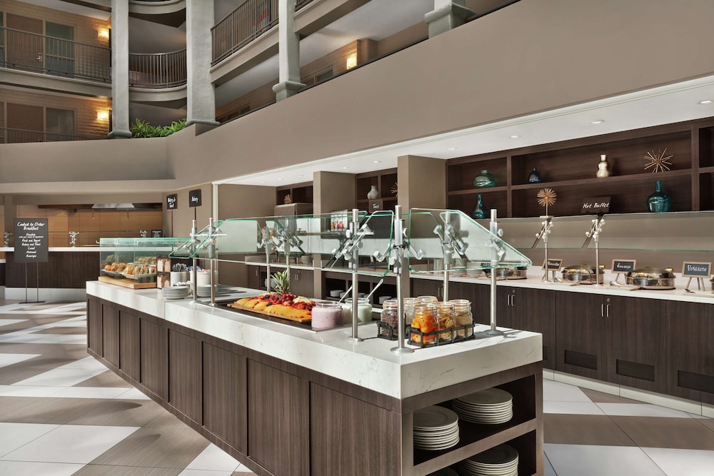 Embassy Suites by Hilton Arcadia Pasadena Area - photo 24