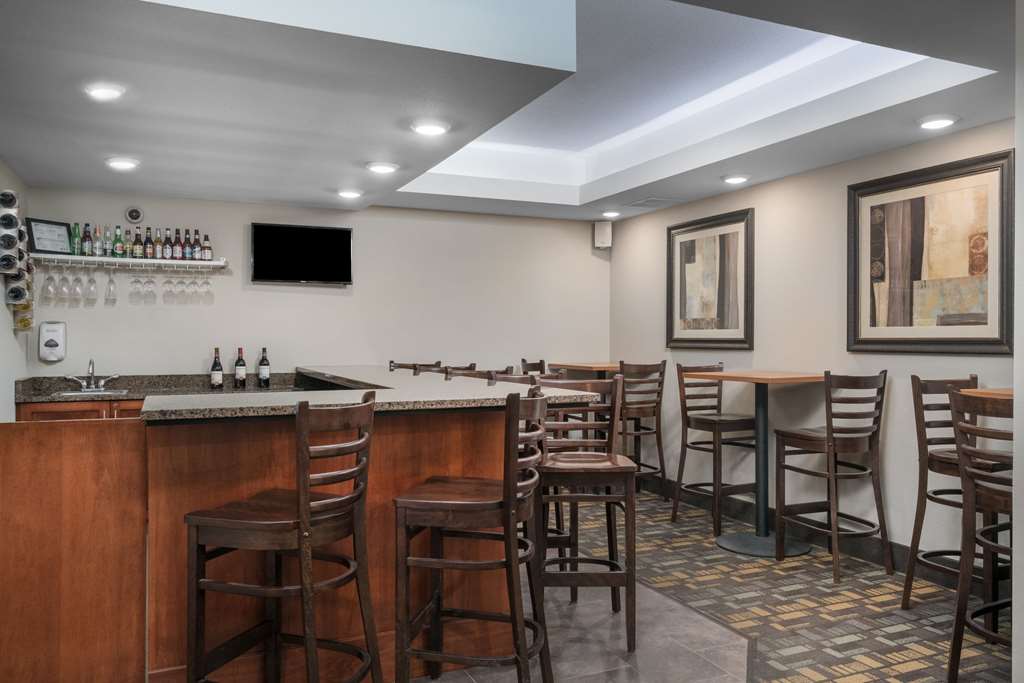 AmericInn by Wyndham Hartford SD - photo 20