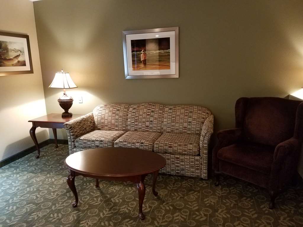 Best Western Salbasgeon Inn & Suites Of Reedsport - photo 32