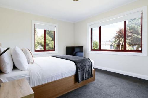 Spacious 3 Bed Mins from City Centre — Newstead — photo 4