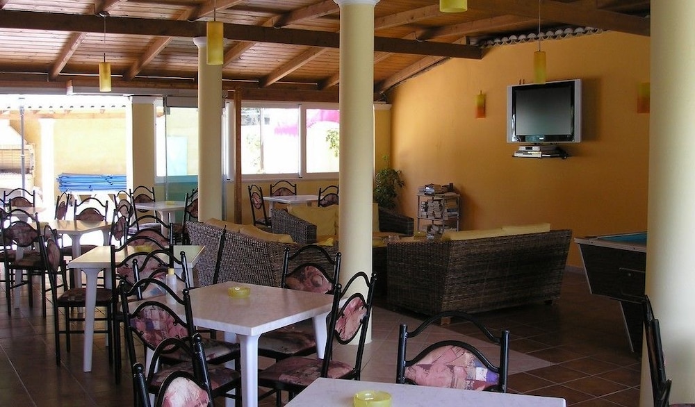 Valley Complex - carbon neutral hotel in Corfu
