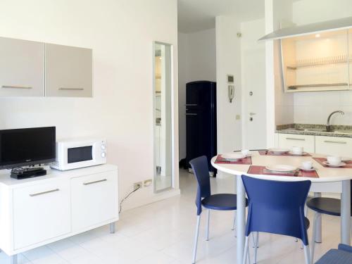 Apartment Parco Hemingway 10 by Interhome — 4-Star Luxury Hotel in Lignano Sabbiadoro, Italy