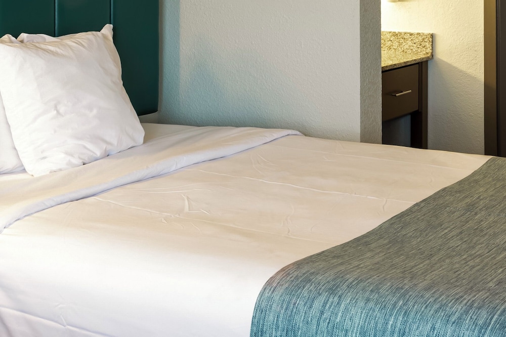 Wingate by Wyndham Owensboro - photo 25