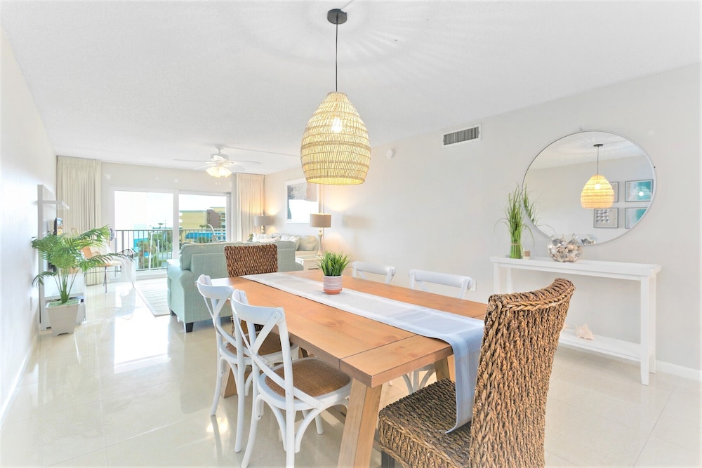 Cocoa Beach Towers by Happy Palm Stays - photo 56