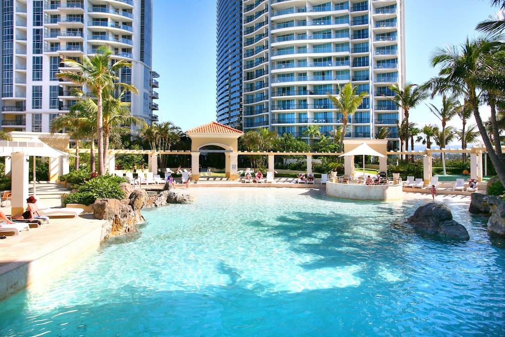 Chevron Renaissance Private Apartments — 4-Star Luxury Hotel in Surfers Paradise, Australia