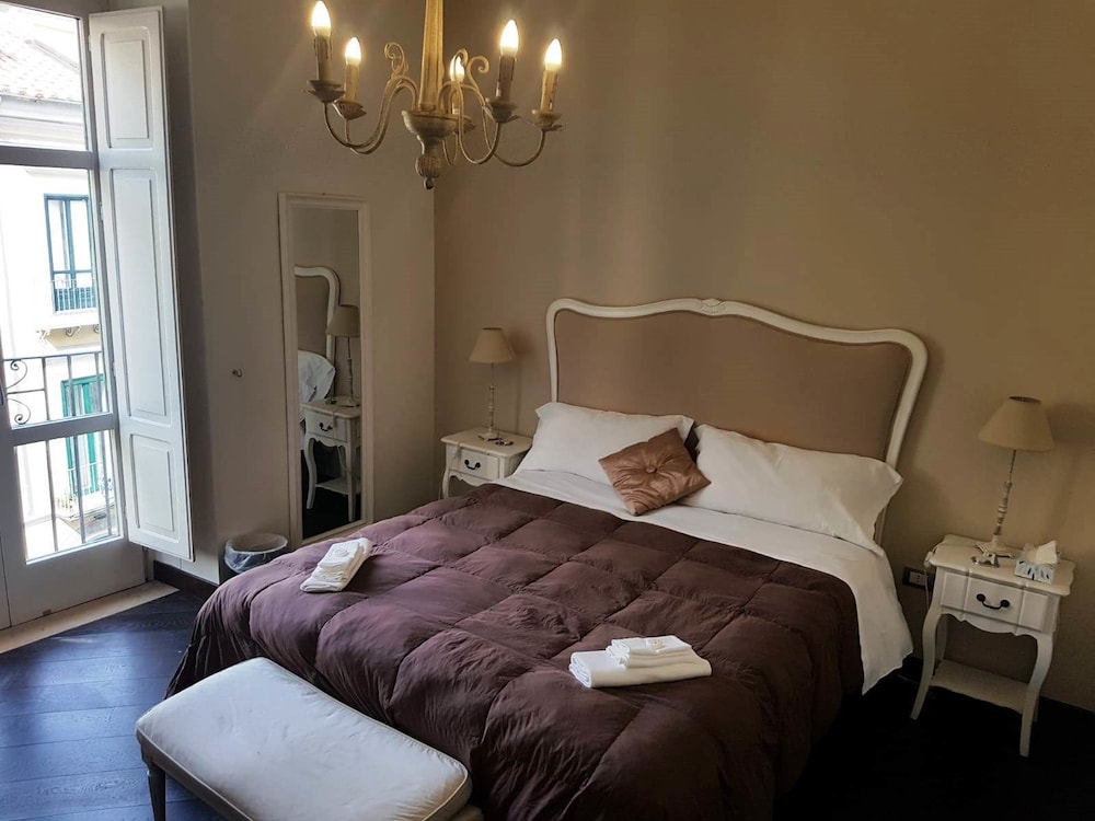 Zelzar Salerno Centro in Salerno, Italy