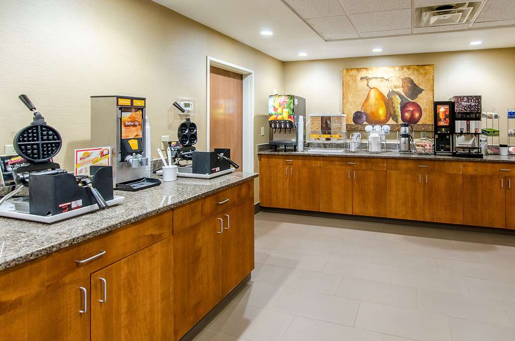 Comfort Suites Wytheville near Conference Center - photo 24