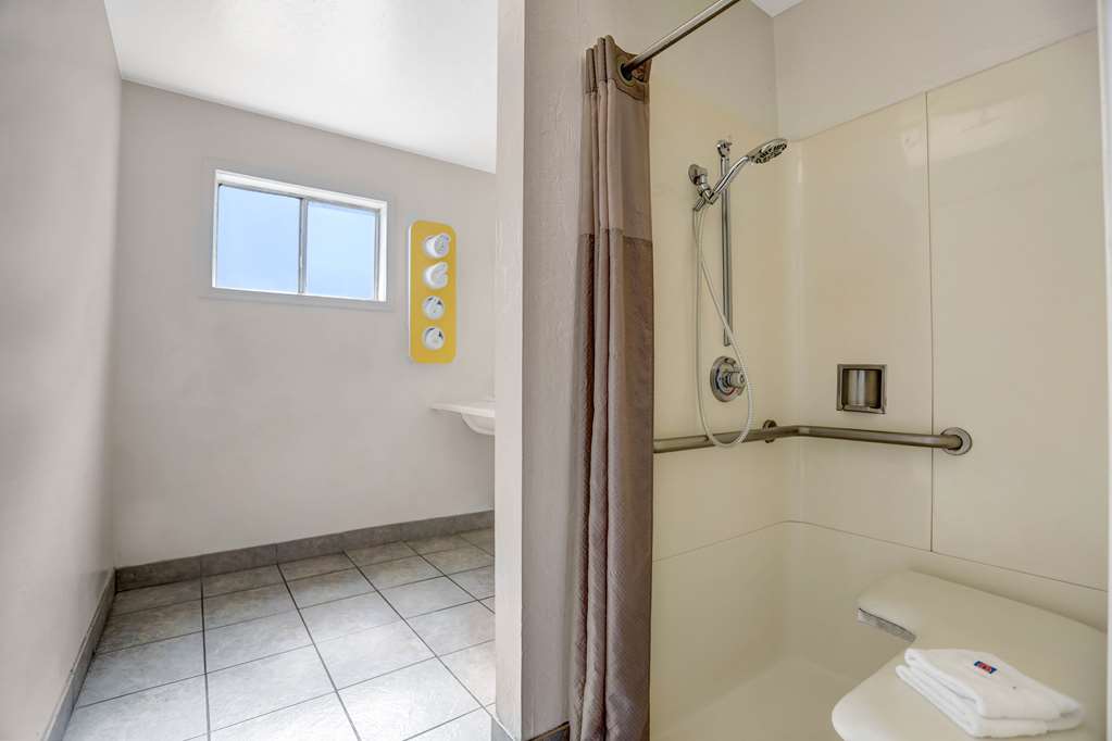Motel 6 Fort Bragg CA - photo 19