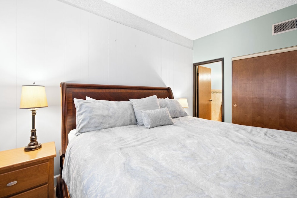 Sand & Sea Resort Condominiums - photo 172