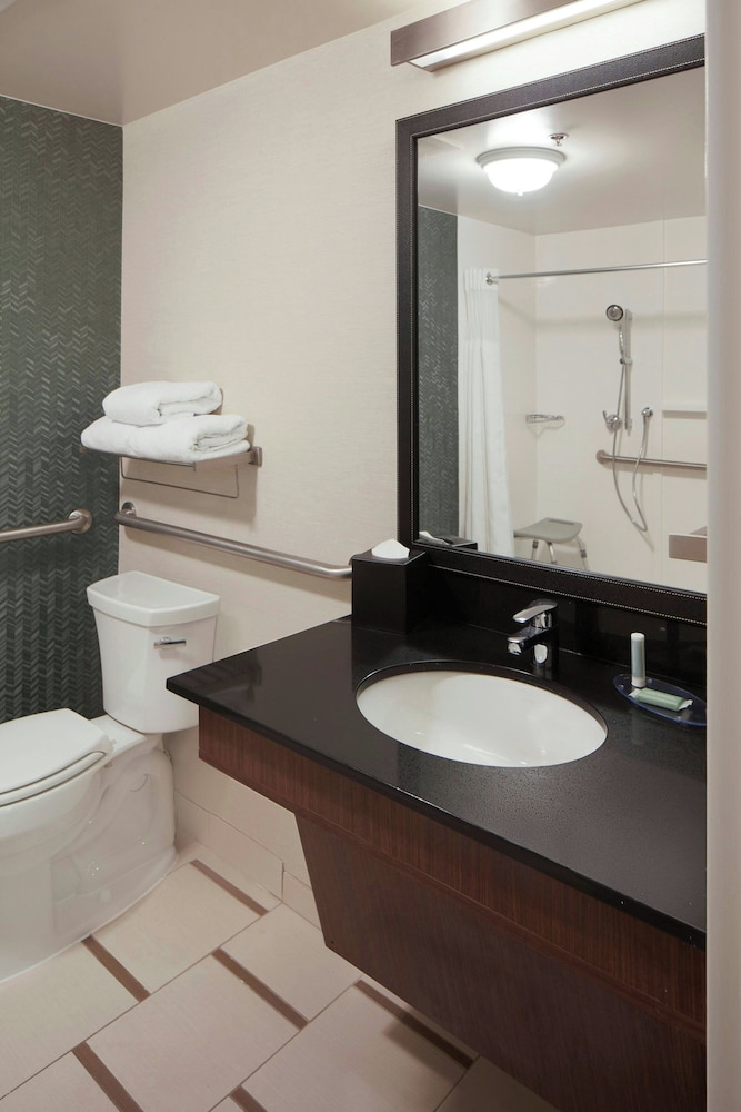 Fairfield Inn & Suites by Marriott Columbus OSU - photo 26
