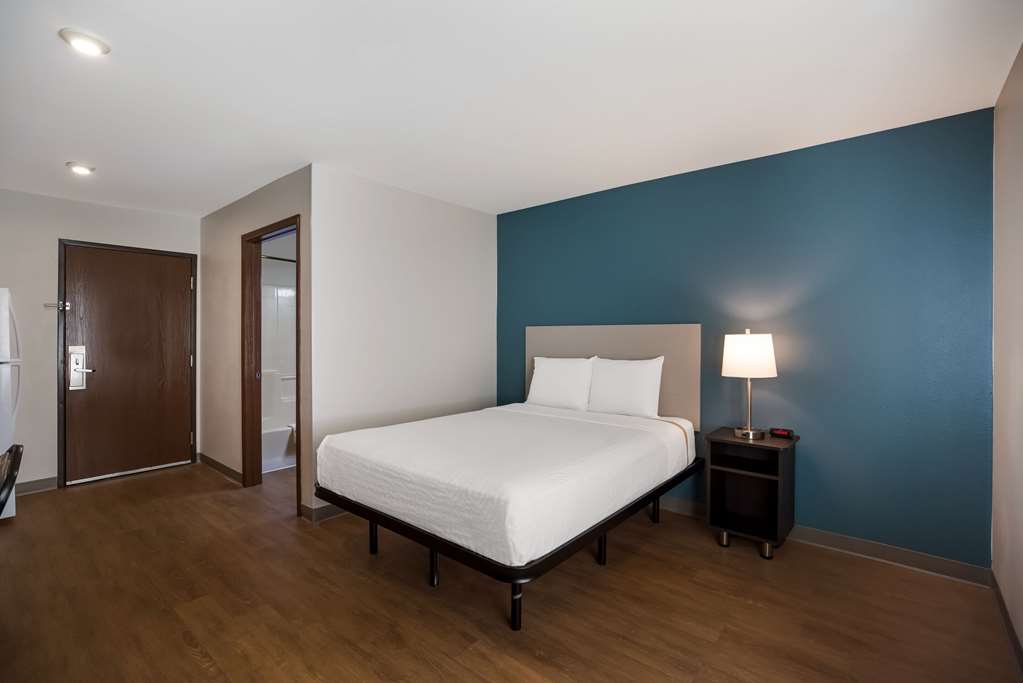 WoodSpring Suites Orlando North Maitland - photo 7