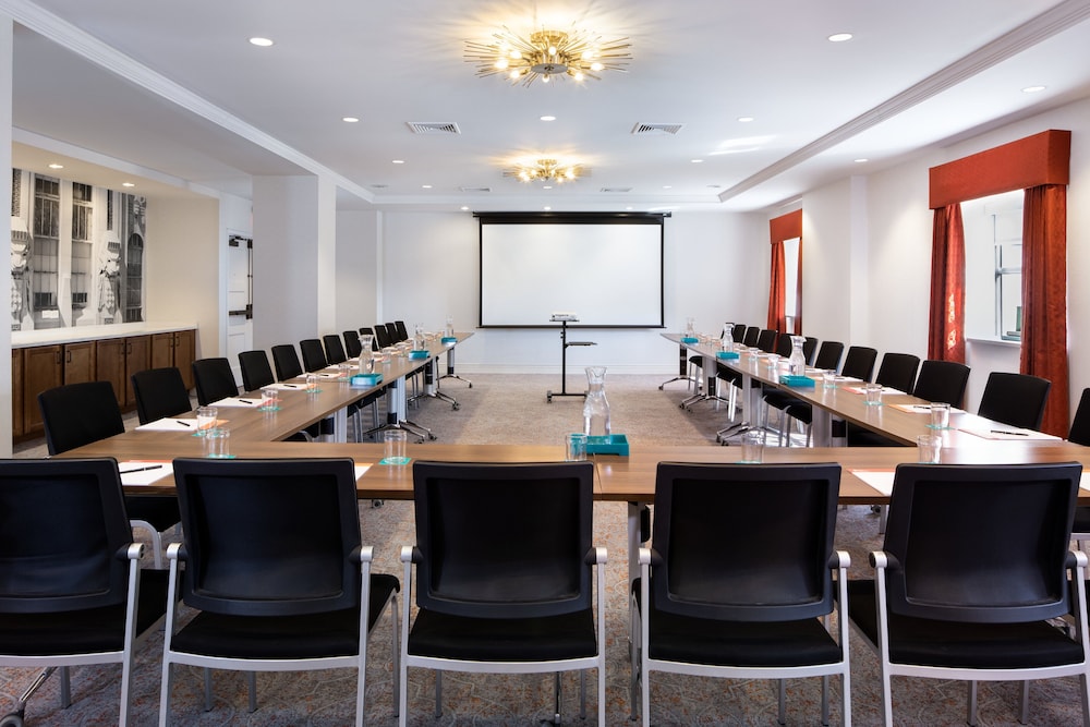 Hotel Indigo Baltimore Downtown by IHG - photo 69
