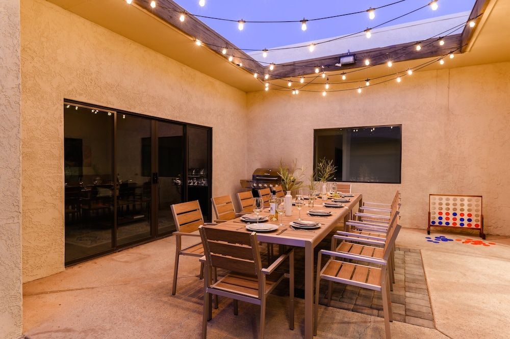 Stellar By Avantstay Modern Artist's Loft in Old Town w Patio - photo 20