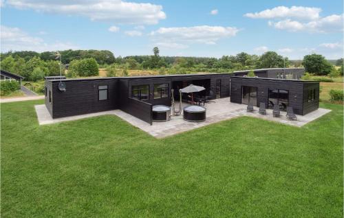 6 Bedroom Nice Home In Glesborg — 5-Star Luxury Hotel in None, Denmark