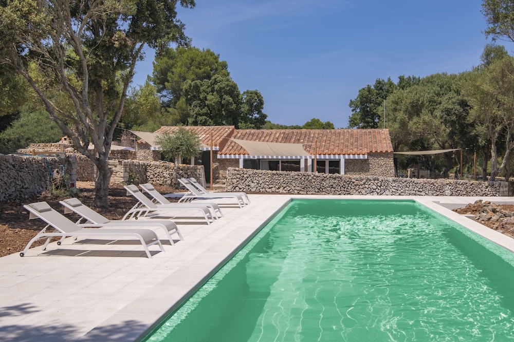 Hotel Alcotx Country Club in Mercadal, Spain