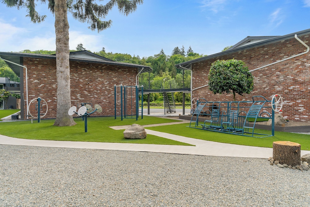 Sunrise Garden Suites - photo 23