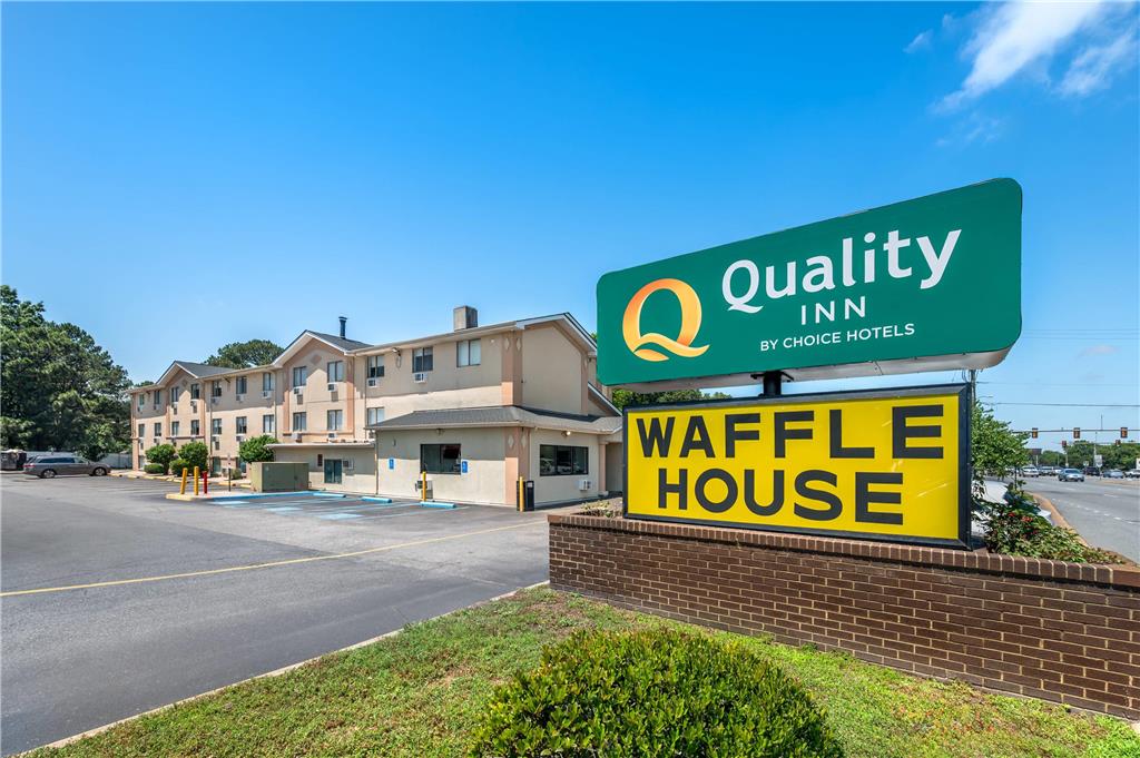 Quality Inn Chesapeake Greenbrier — hotel in Chesapeake