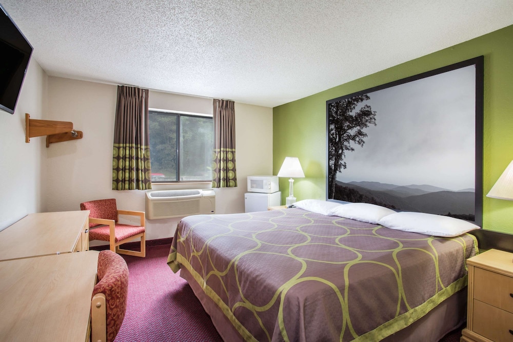 Super 8 by Wyndham Salem VA - photo 8